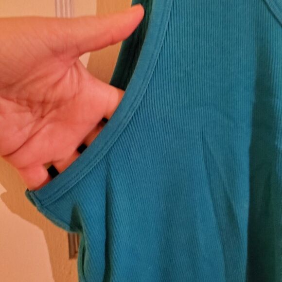 Tank Top - Picture 4 of 6